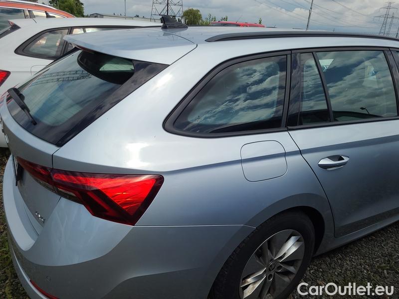  Skoda  Octavia  Combi (NX3)(2020) Oct.Combi 2.0TDI 110 Am 4x4 AT #28