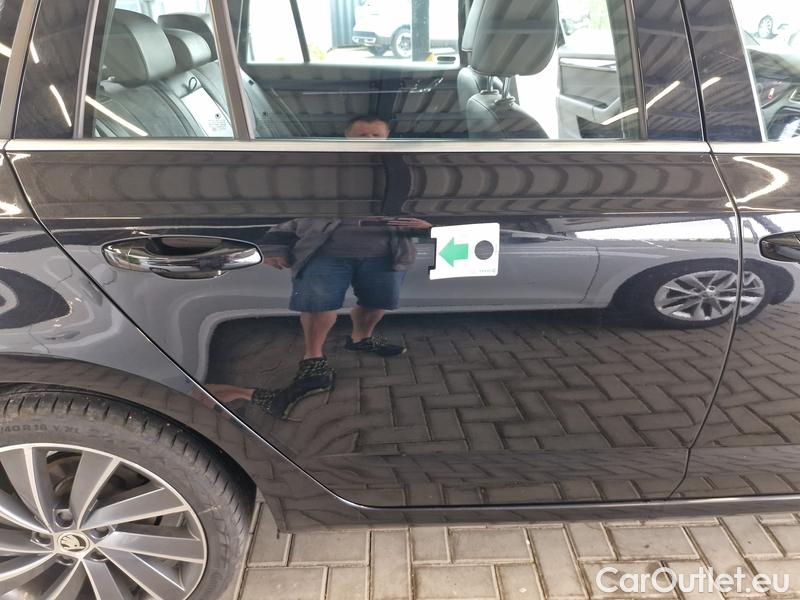  Skoda  Octavia  Combi  (5E5)(03.2017->) Co1.5TSI 110 L&K #22