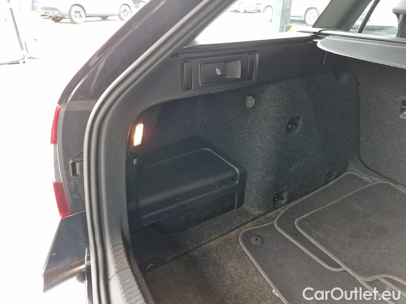  Skoda  Octavia  Combi  (5E5)(03.2017->) Co1.5TSI 110 L&K #21