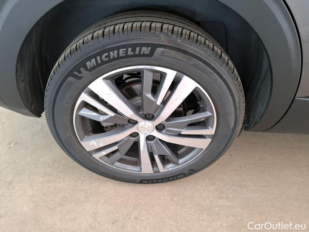  Peugeot  5008  Allure Pack 1.2 PureTech 130CV BVM6 7 Sieges E6d #5