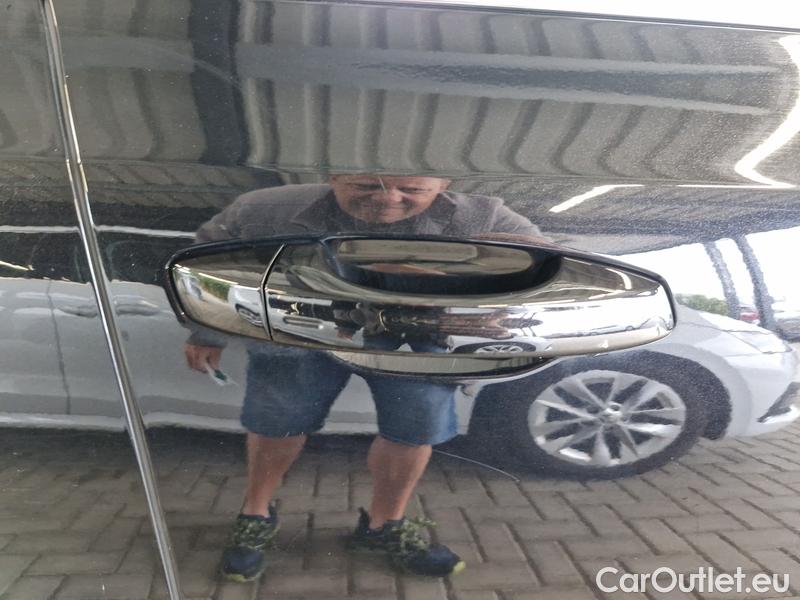  Skoda  Octavia  Combi  (5E5)(03.2017->) Co1.5TSI 110 L&K #25