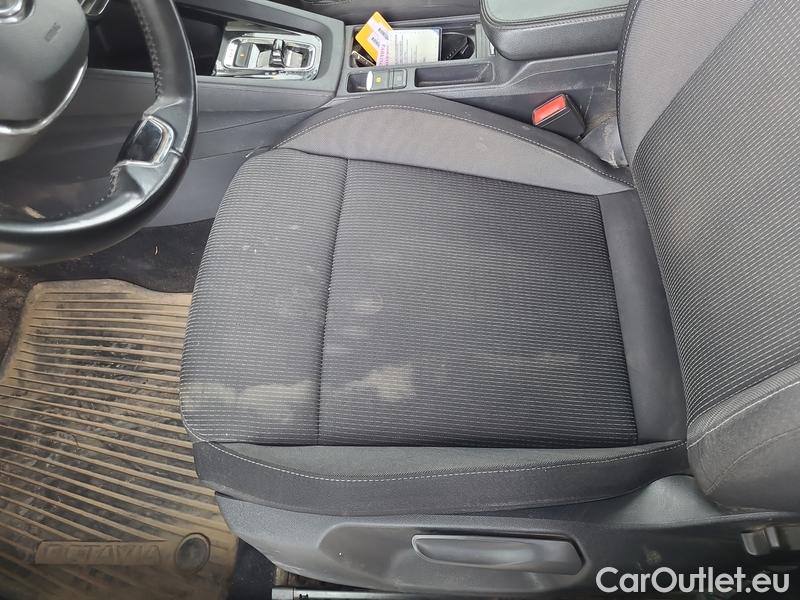  Skoda  Octavia  Combi (NX3)(2020) Oct.Combi 2.0TDI 110 Am 4x4 AT #14