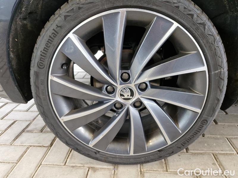  Skoda  Octavia  Combi  (5E5)(03.2017->) Co1.5TSI 110 L&K #23