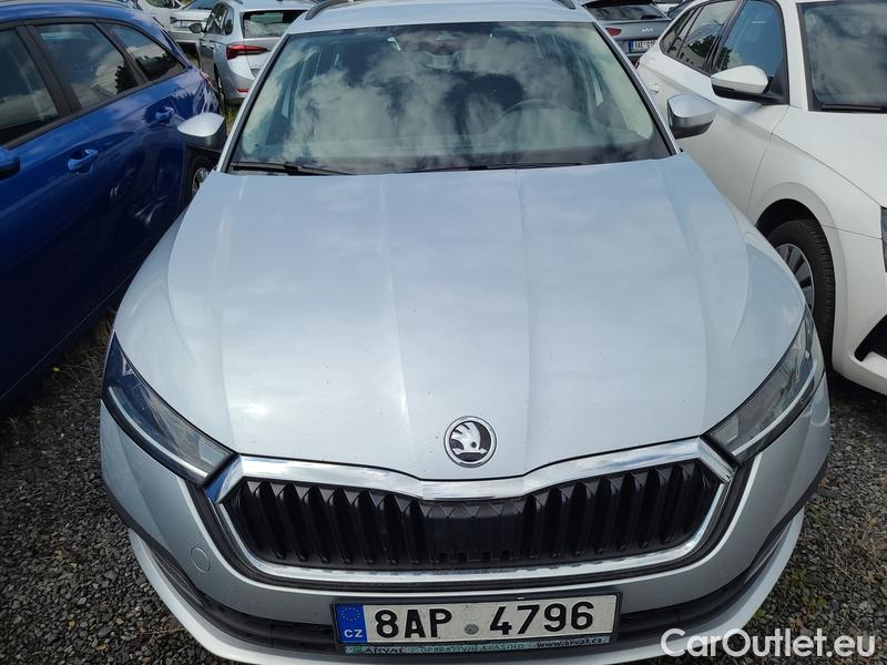 Skoda  Octavia  Combi (NX3)(2020) Oct.Combi 2.0TDI 110 Am 4x4 AT #26