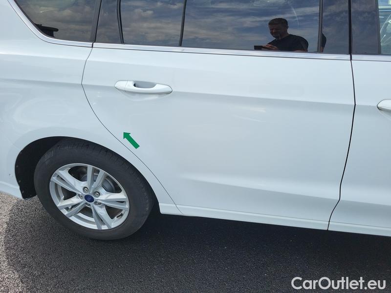  Ford  S-Max  (2015)  2.0TDCi 140 Titan.AWD AT #9