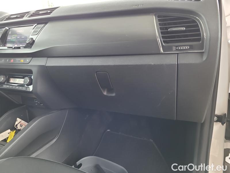  Skoda  Fabia  Combi (2015)  Com.1.0TSI 70 Style #19