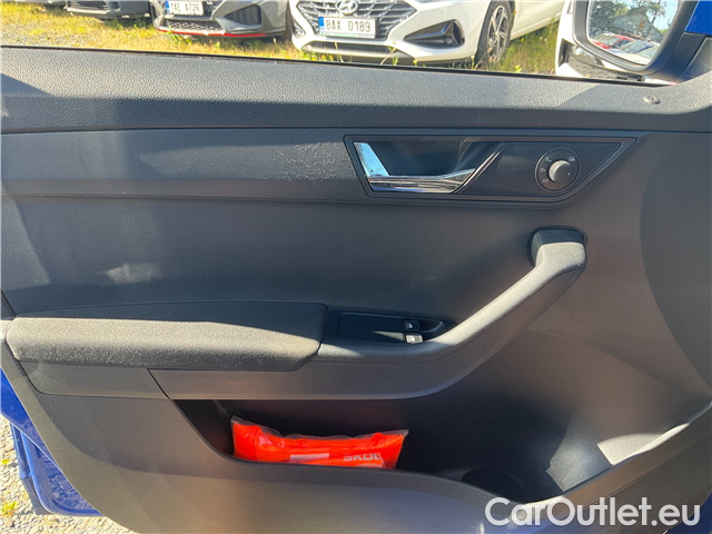  Skoda  Fabia Com.1.0TSI 70 Ambition 5d #11