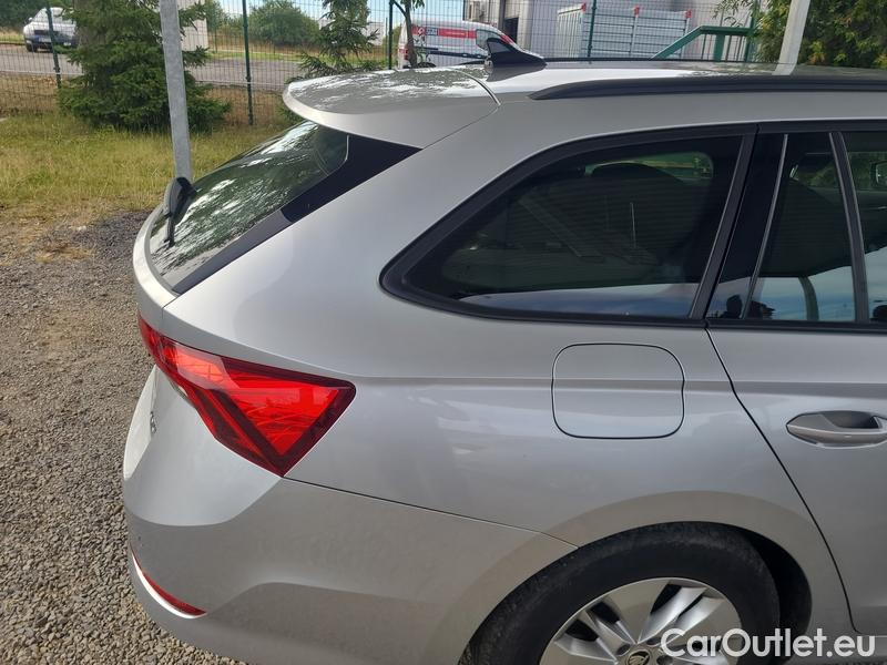 Skoda  Octavia  Combi (NX3)(2020) Oct.Combi 2.0TDI 110 Am 4x4 AT #8