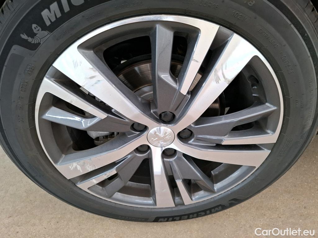  Peugeot  5008  Allure Pack 1.2 PureTech 130CV BVM6 7 Sieges E6d #6
