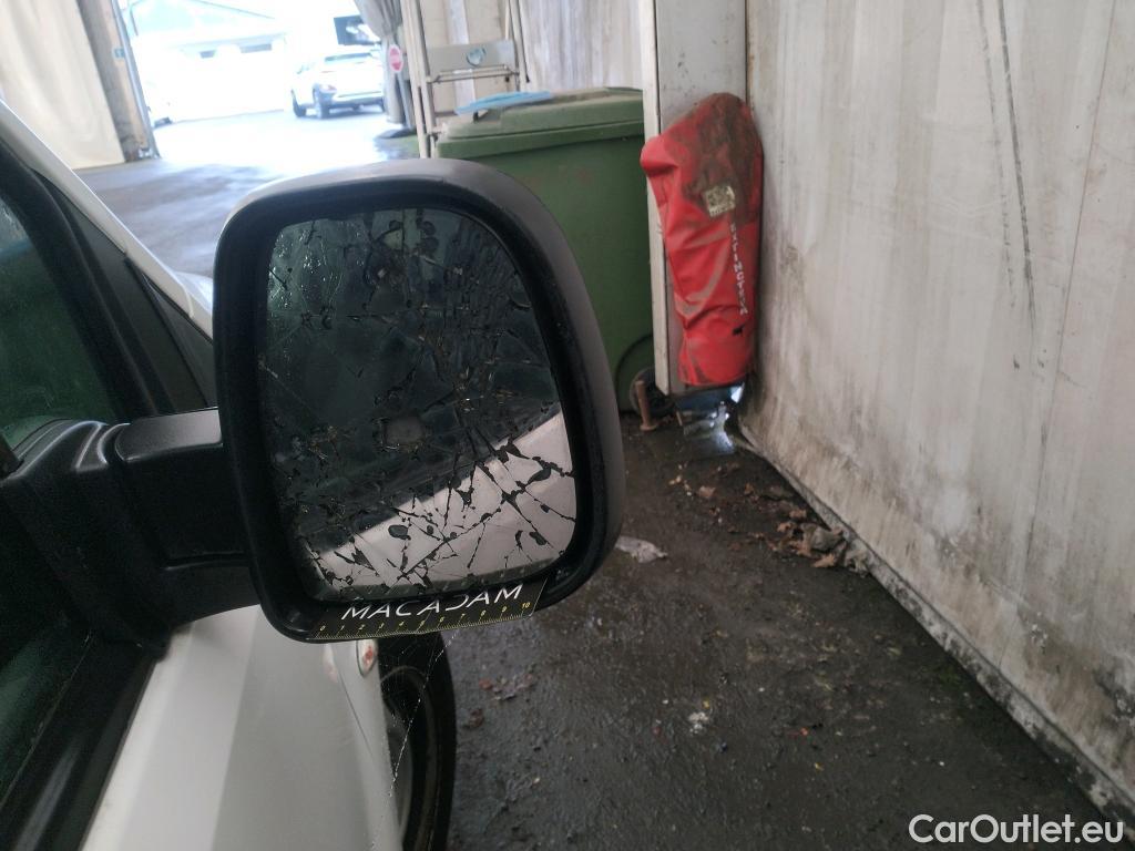  Citroen  Berlingo  Fourgon Club L1 (Court) 1.6 BlueHDi 100CV BVM5 E6 #35