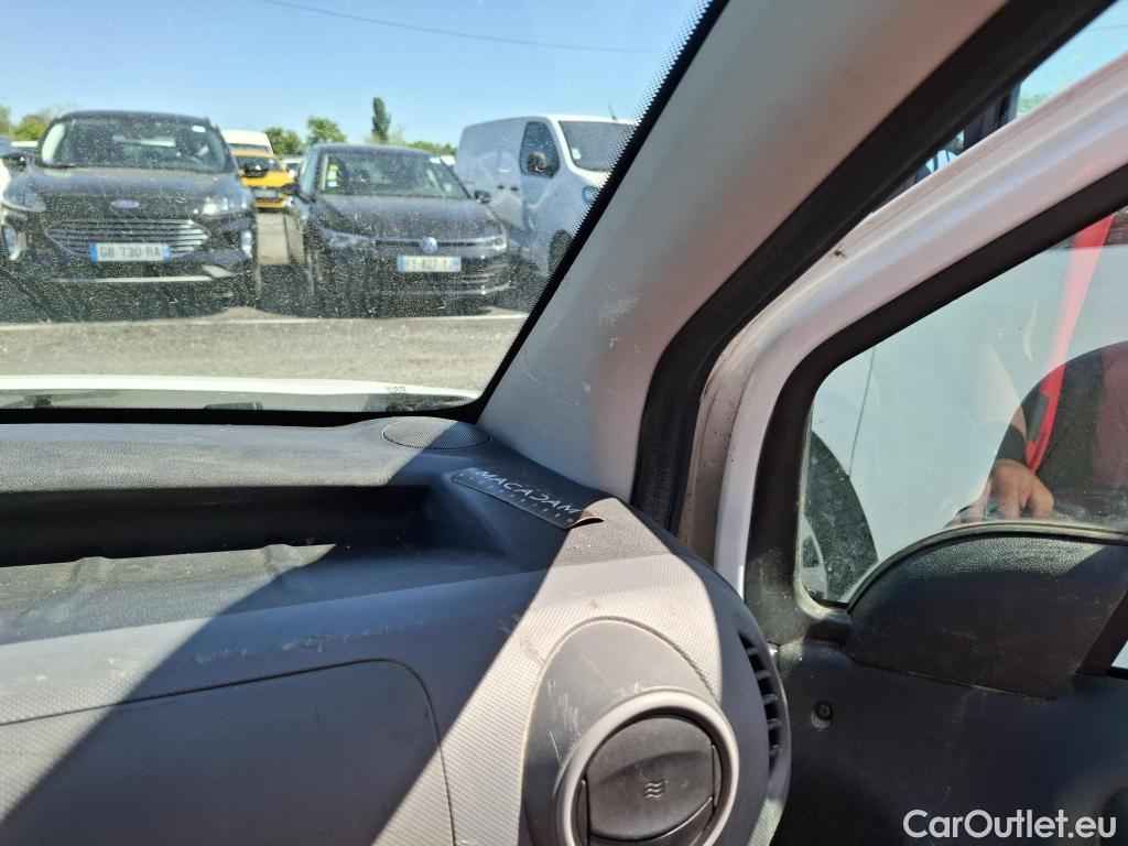  Citroen  Berlingo  Fourgon Club L1 (Court) 1.6 BlueHDi 100CV BVM5 E6 #40
