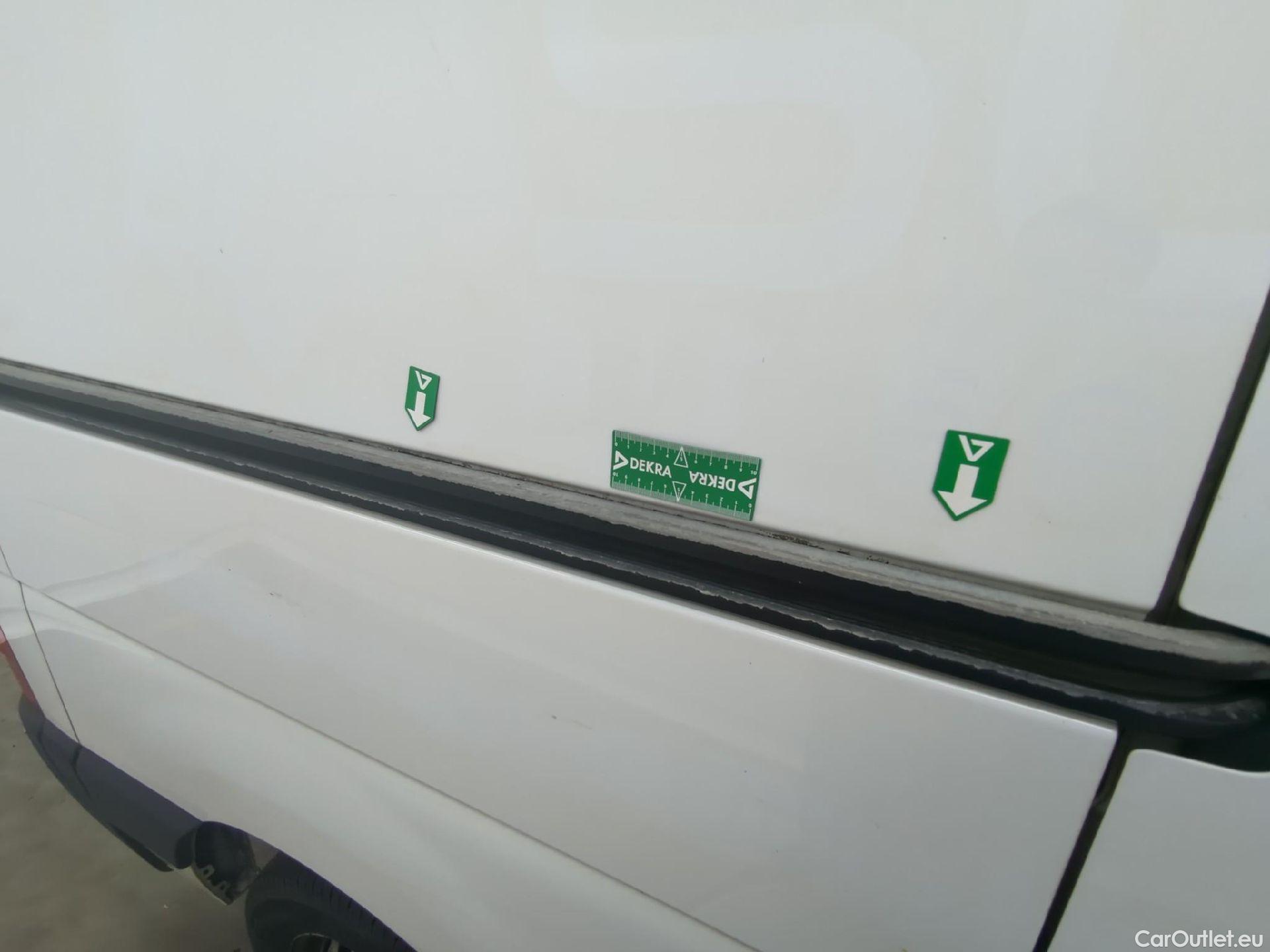  Renault  Master  III Fourgon L2H2 3 5 Grand Confort dCi 130CV BVM6 E6 #25
