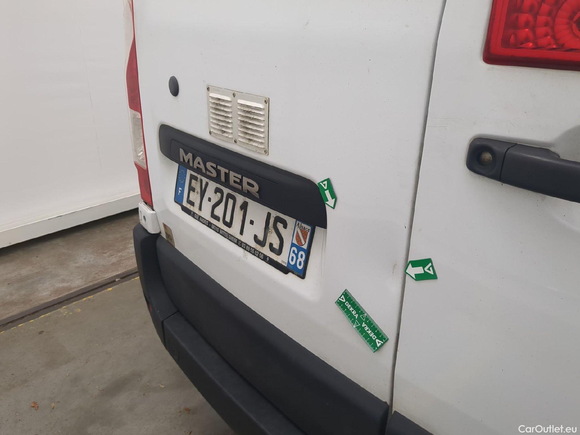  Renault  Master  III Fourgon L2H2 3 5 Grand Confort dCi 130CV BVM6 E6 #14