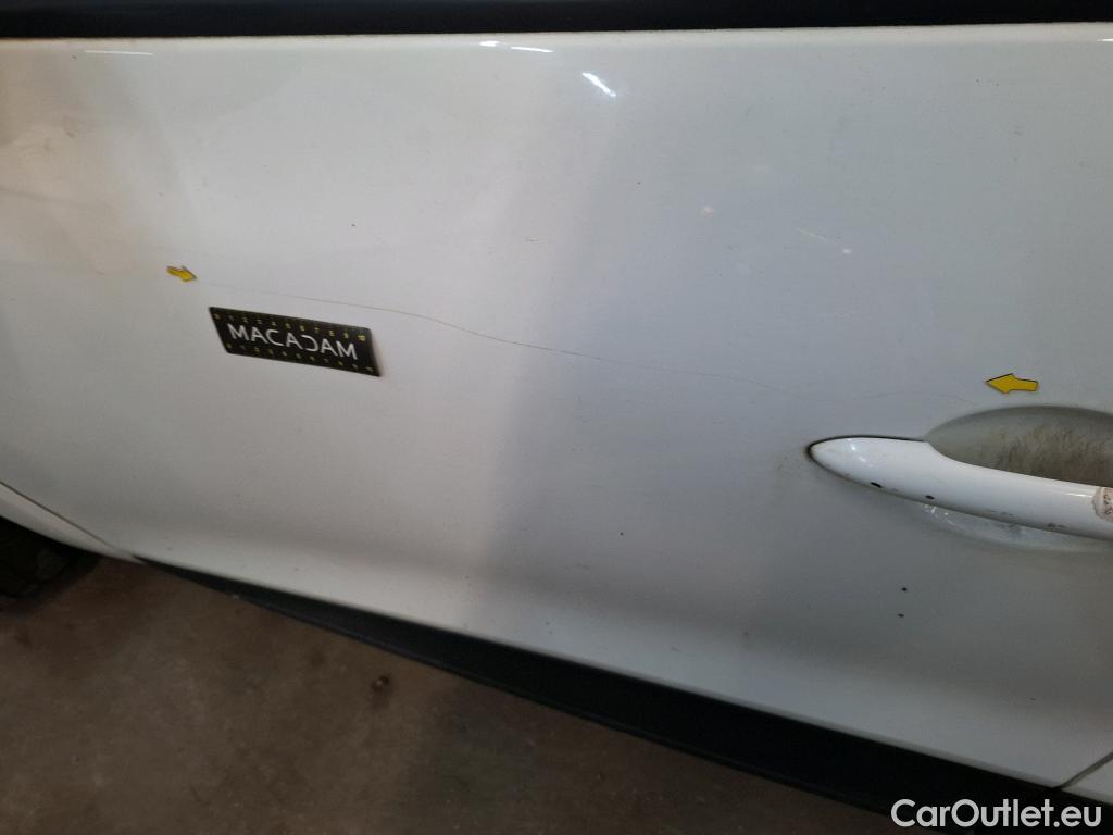  Renault  Clio  IV Air MediaNav 1.5 dCi 90CV BVM5 E6 #39