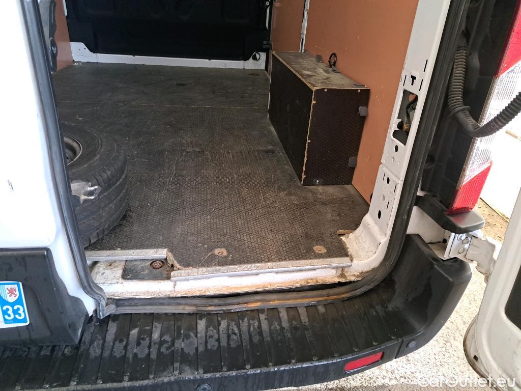  Ford  Transit FORD  / 2019 / 4P / Fourgon tôlé 2.0 ECOB 130 310 L2H3 FWD TREND BUSINESS #19