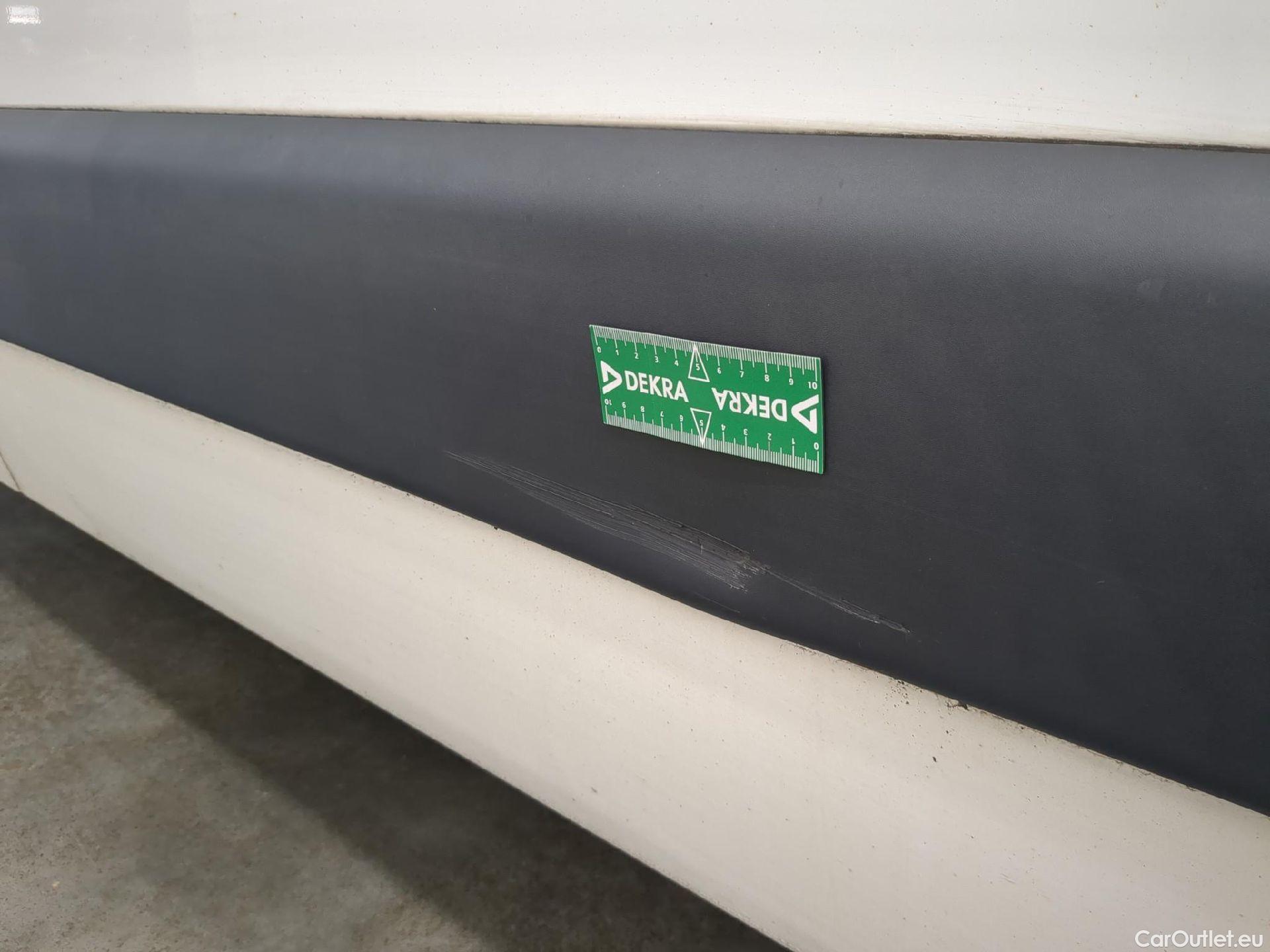  Renault  Master  III Fourgon L2H2 3 5 Grand Confort dCi 130CV BVM6 E6 #46