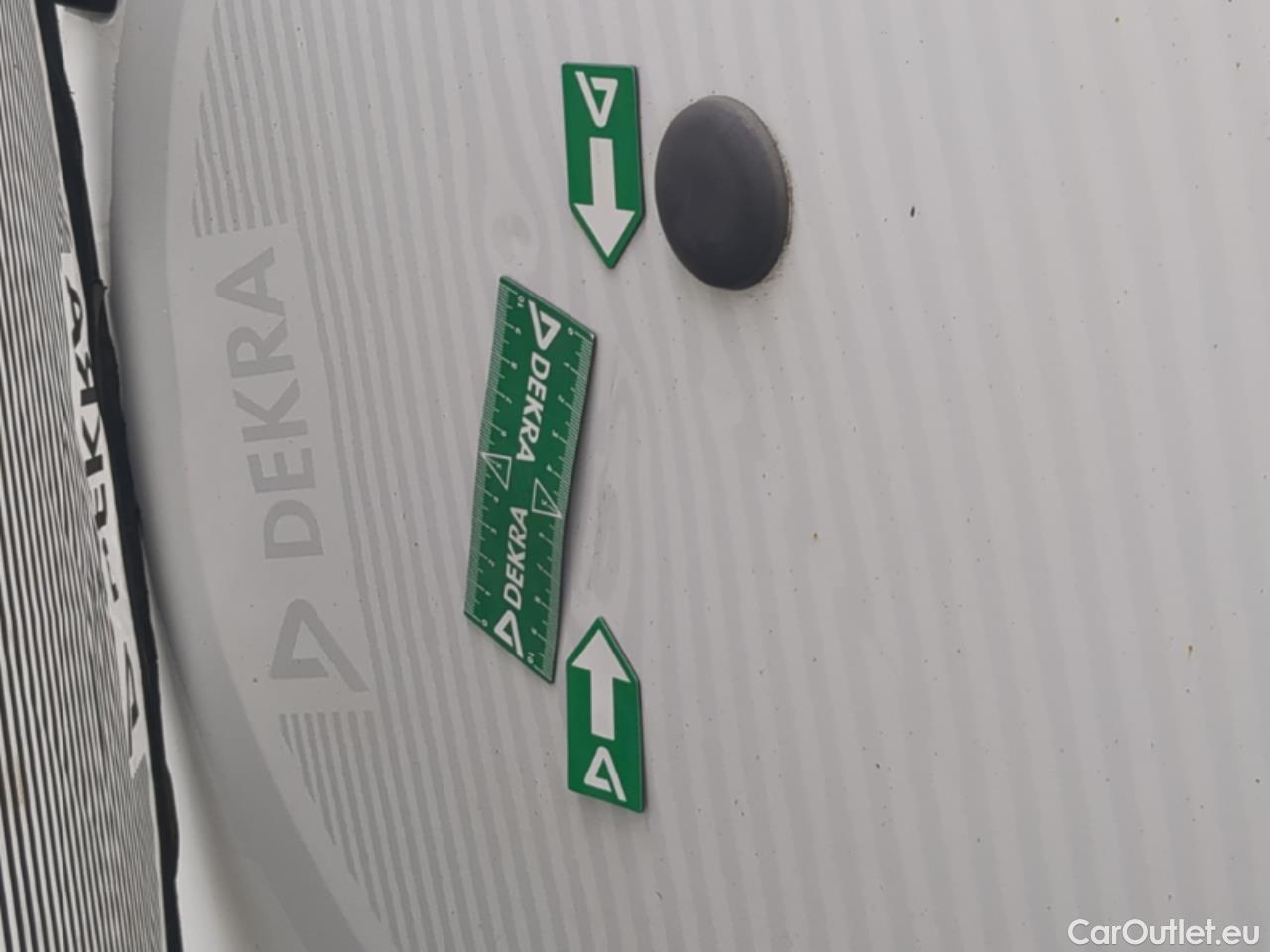 Renault  Master  III Fourgon L2H2 3 5 Grand Confort dCi 130CV BVM6 E6 #18