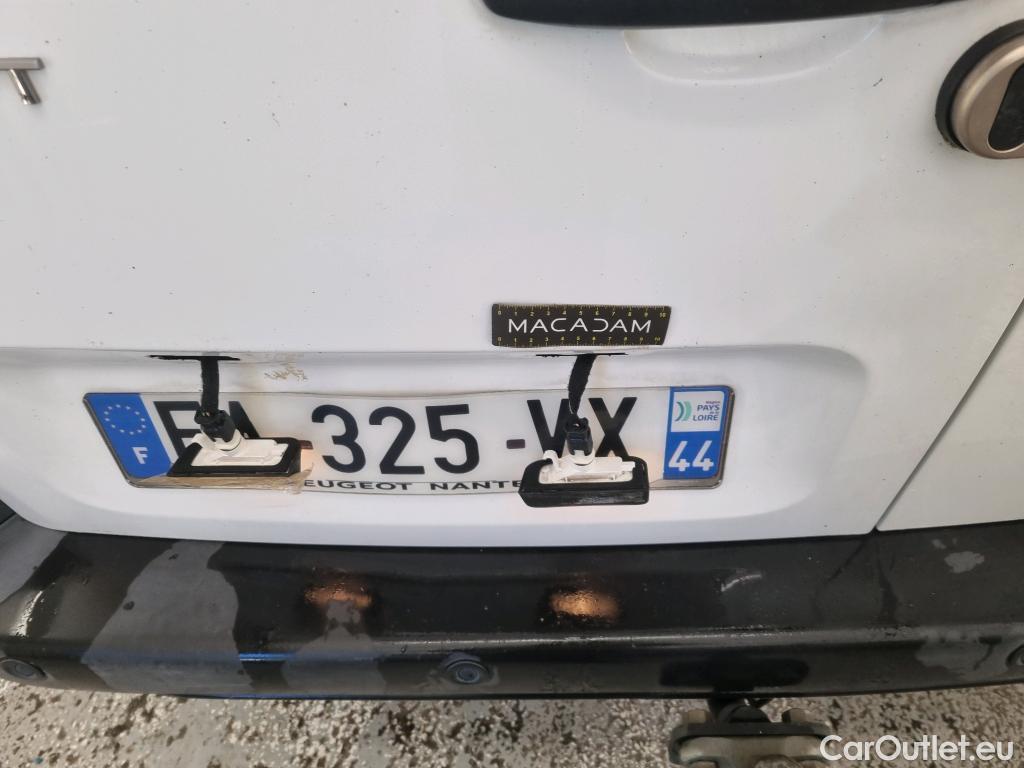  Peugeot  Partner  L1 Premium Pack 1.6 HDi 100CV BVM5 E6 #16