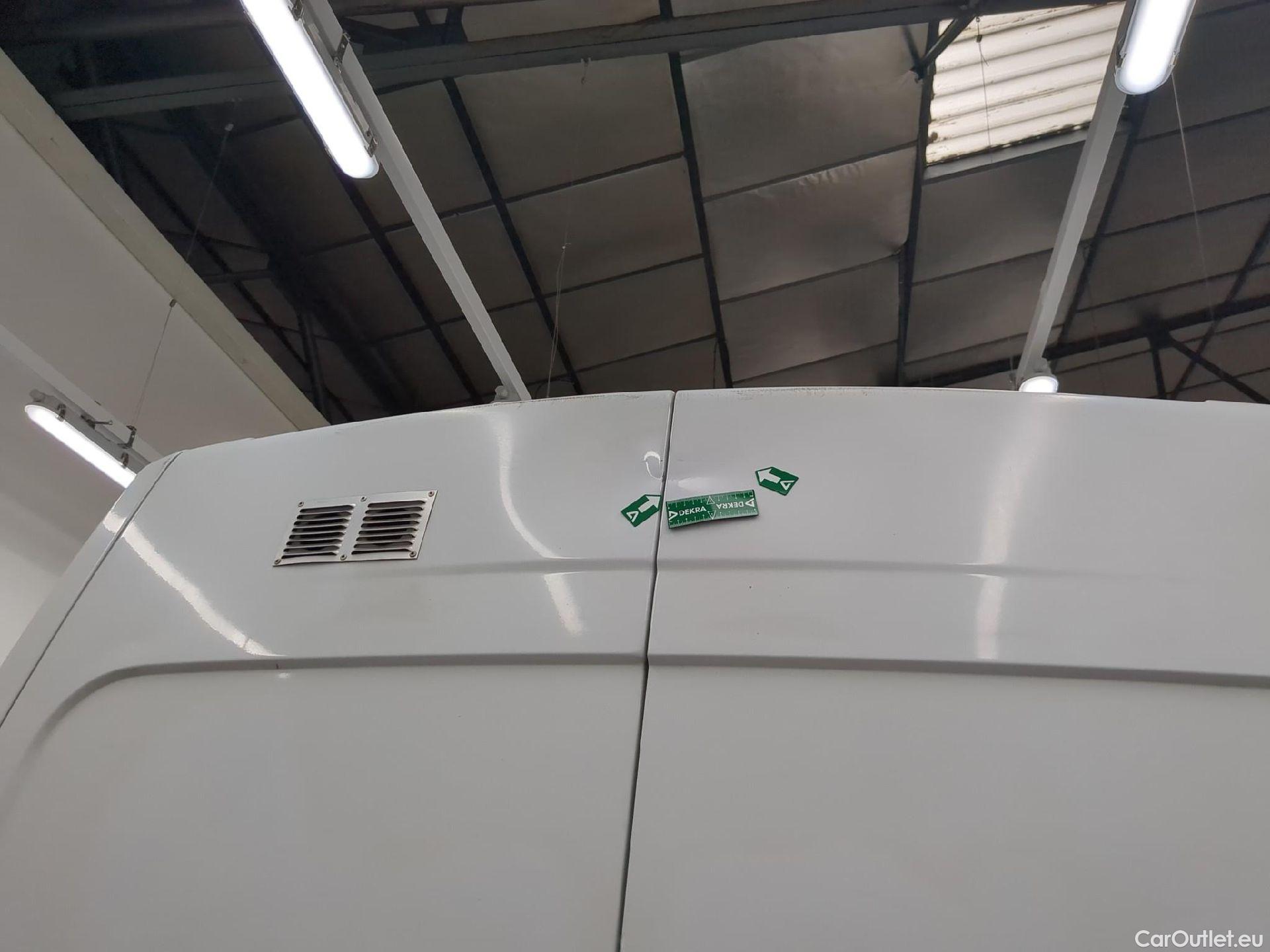  Renault  Master  III Fourgon L2H2 3 5 Grand Confort dCi 130CV BVM6 E6 #17