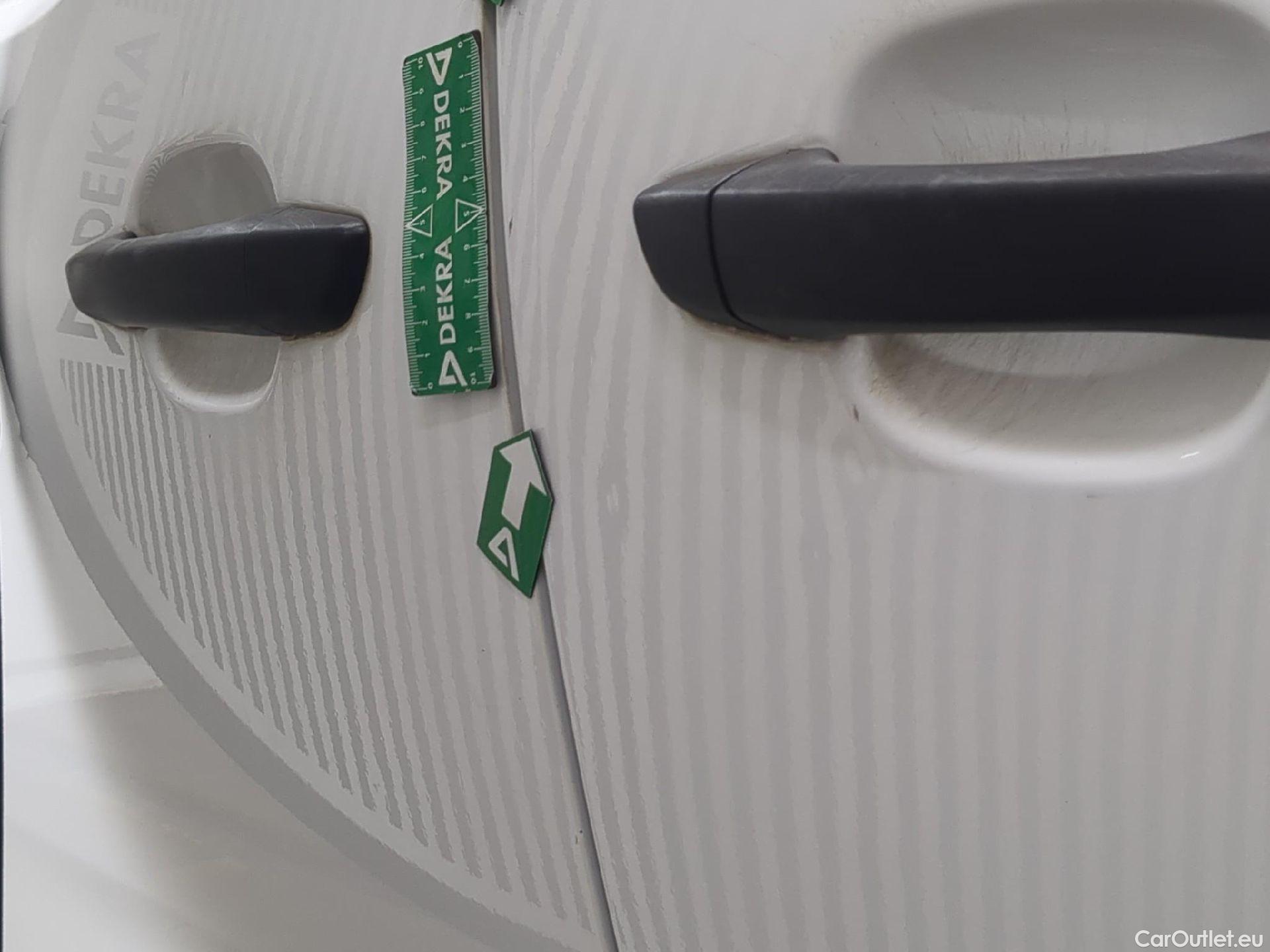  Peugeot  Partner  Premium L2 1.5 HDi 130CV BVA8 E6dT #20
