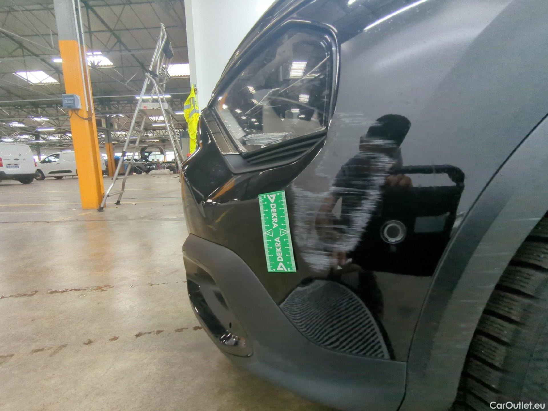  Citroen  C4  Berline Feel Pack Business 1.5 BlueHDI 130CV BVA8 E6d #38