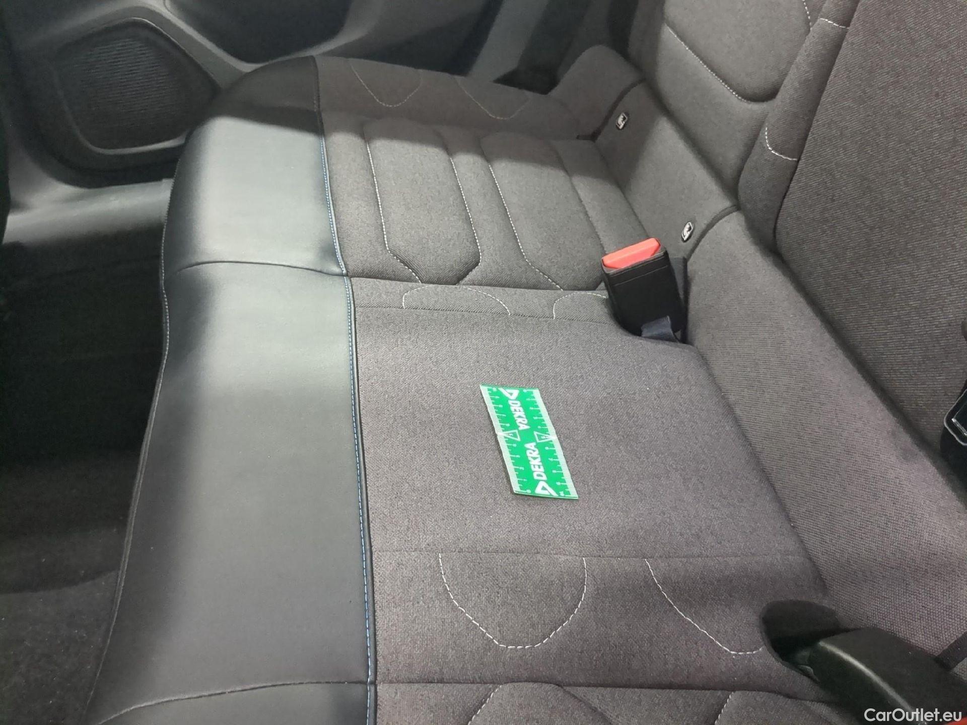  Citroen  C4  Berline Feel Pack Business 1.5 BlueHDI 130CV BVA8 E6d #5