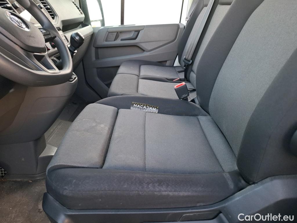  Volkswagen  Crafter  Fourgon Fourgon 30 mittlerer Radstand mit Hochdach FWD 2.0 #110