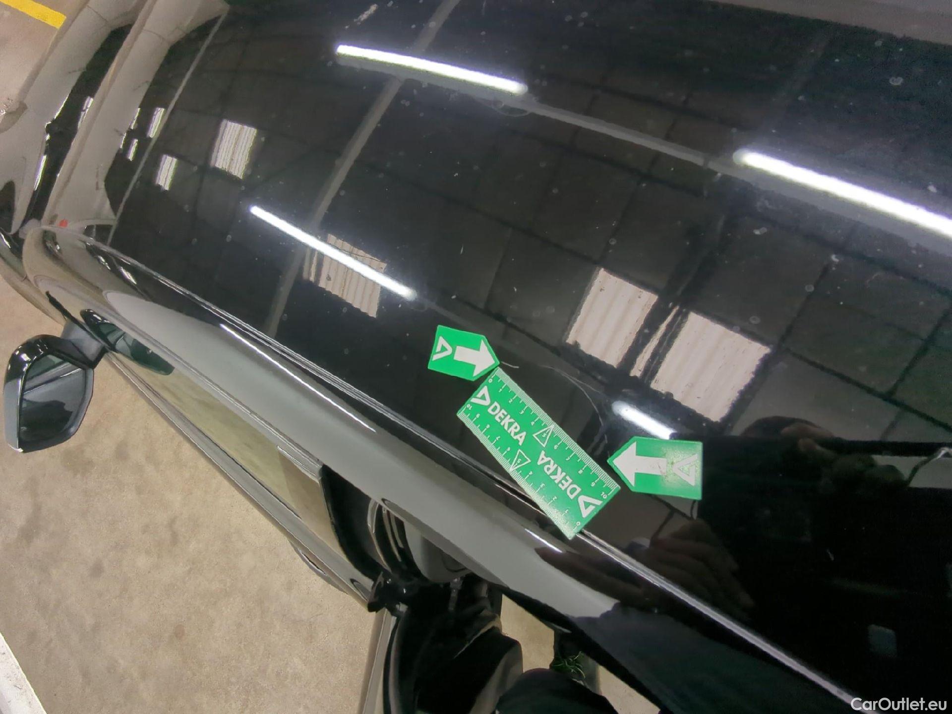  Citroen  C4  Berline Feel Pack Business 1.5 BlueHDI 130CV BVA8 E6d #52