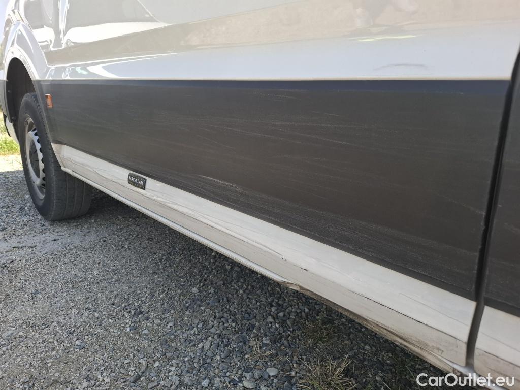  Volkswagen  Crafter  Fourgon Fourgon 30 mittlerer Radstand mit Hochdach FWD 2.0 #115
