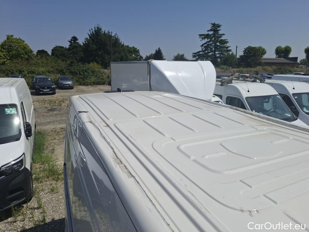  Volkswagen  Crafter  Fourgon Fourgon 30 mittlerer Radstand mit Hochdach FWD 2.0 #58