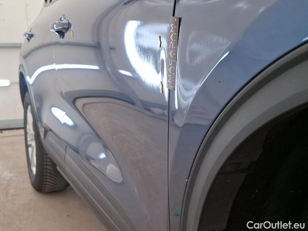  Ford  Kuga FORD  / 2019 / 5P / SUV 2.5 190 hybrid Flexifuel Pshift Titanium #10
