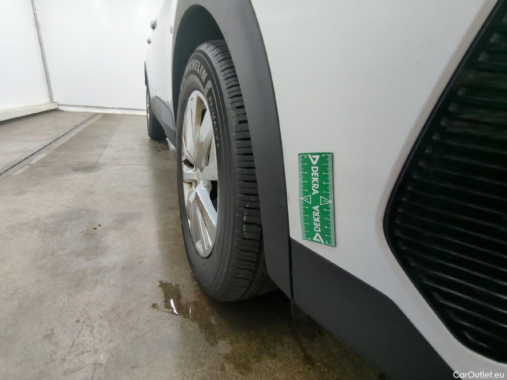  Peugeot  3008  II Active Pack 1.5 HDi 130CV BVA8 E6d #20