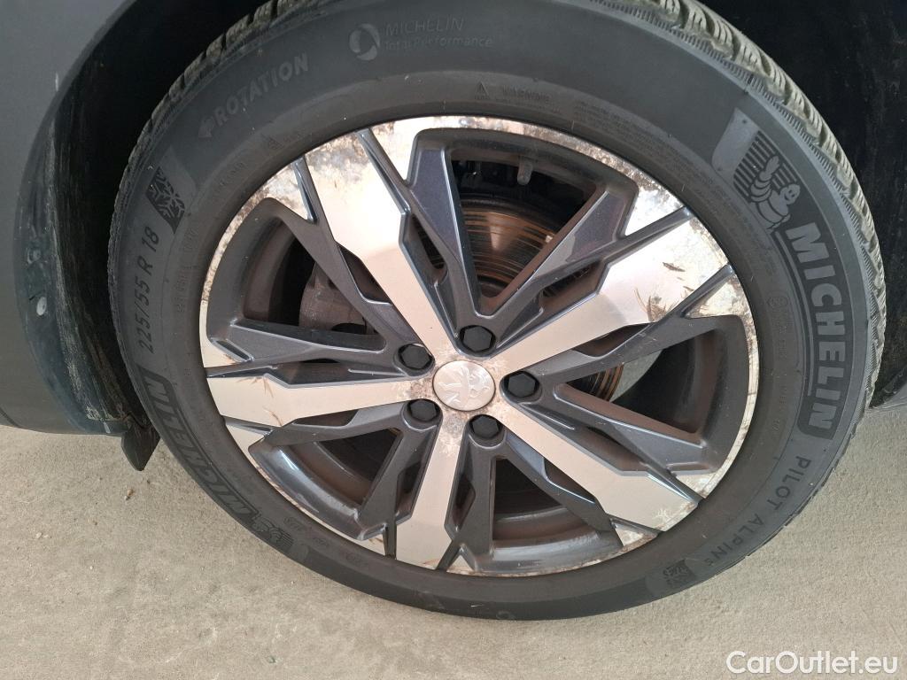  Peugeot  3008  Allure 1.2 PureTech 130CV BVA6 E6 #24
