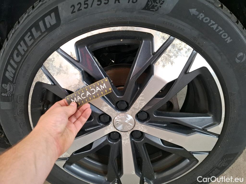  Peugeot  3008  Allure 1.2 PureTech 130CV BVA6 E6 #32