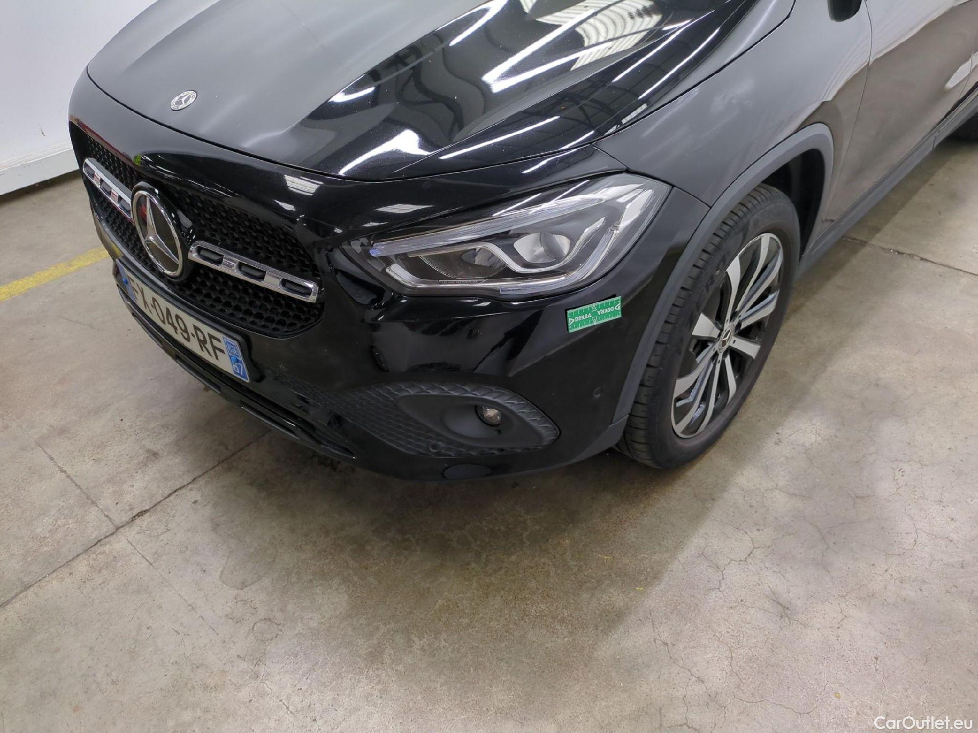 Mercedes  GLA MERCEDES-BENZ  / 2020 / 5P / SUV 1.3  200 PROGRESSIVE LINE DCT #22