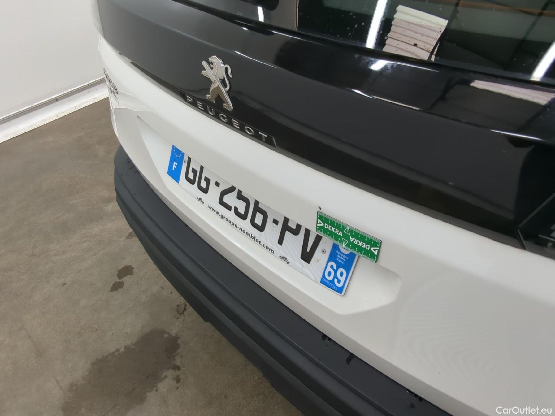  Peugeot  3008  II Active Pack 1.5 HDi 130CV BVA8 E6d #23
