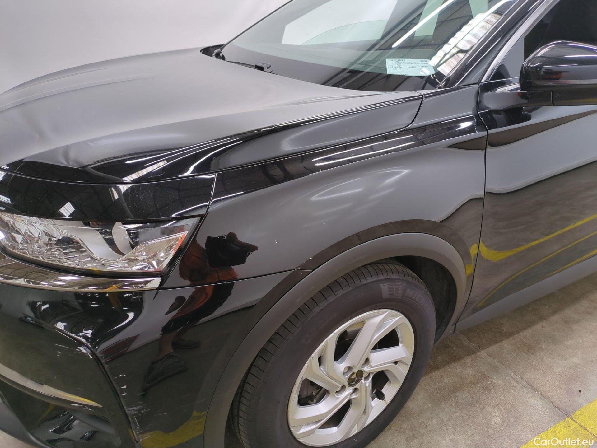  DS  DS7 DS DS 7 Crossback / 2017 / 5P / SUV BlueHDi 130 Manuel Chic #17