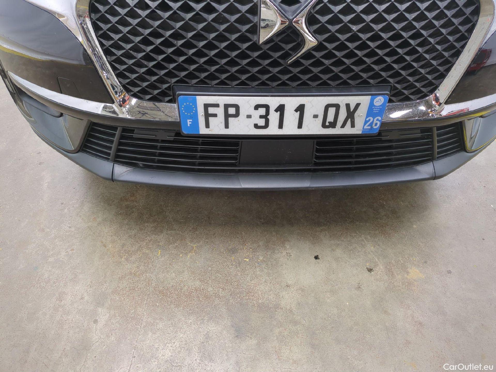  DS  DS7 DS DS 7 Crossback / 2017 / 5P / SUV BlueHDi 130 Manuel Chic #72