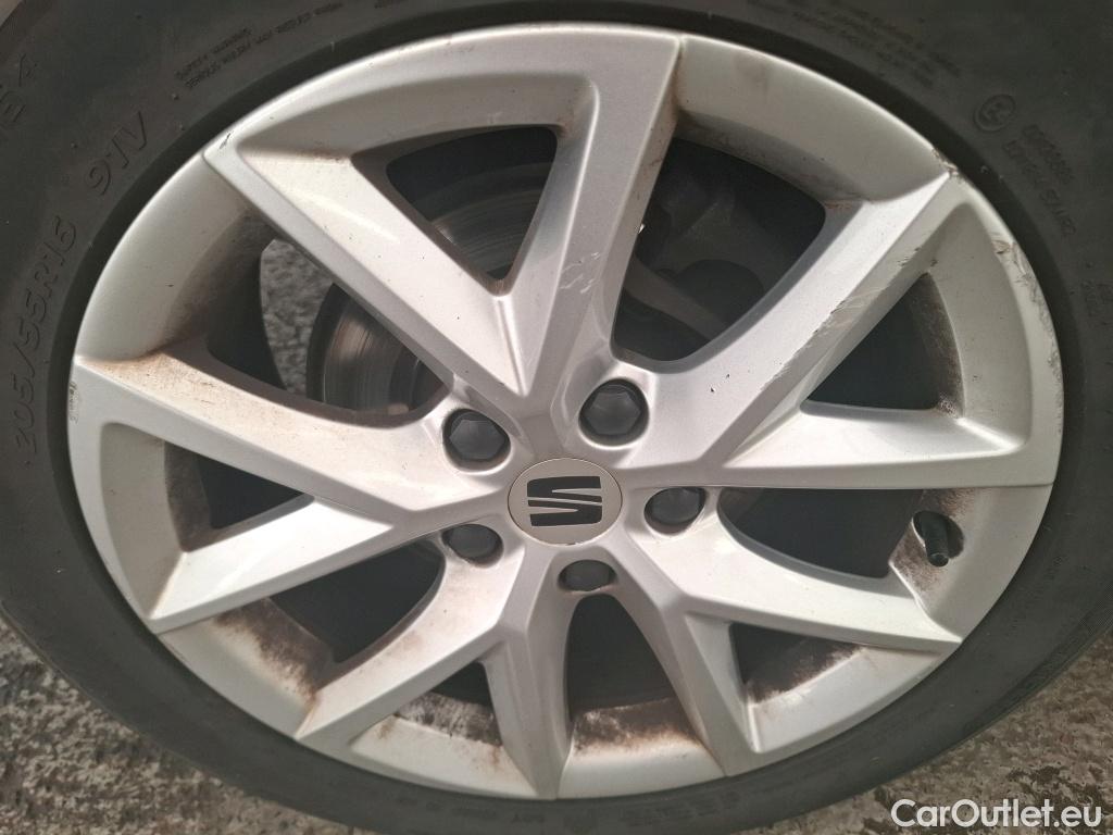 Seat  Leon SEAT  Sportstourer / 2020 / 5P / Break 2.0 TDI 150 DSG S&S Style Business #16