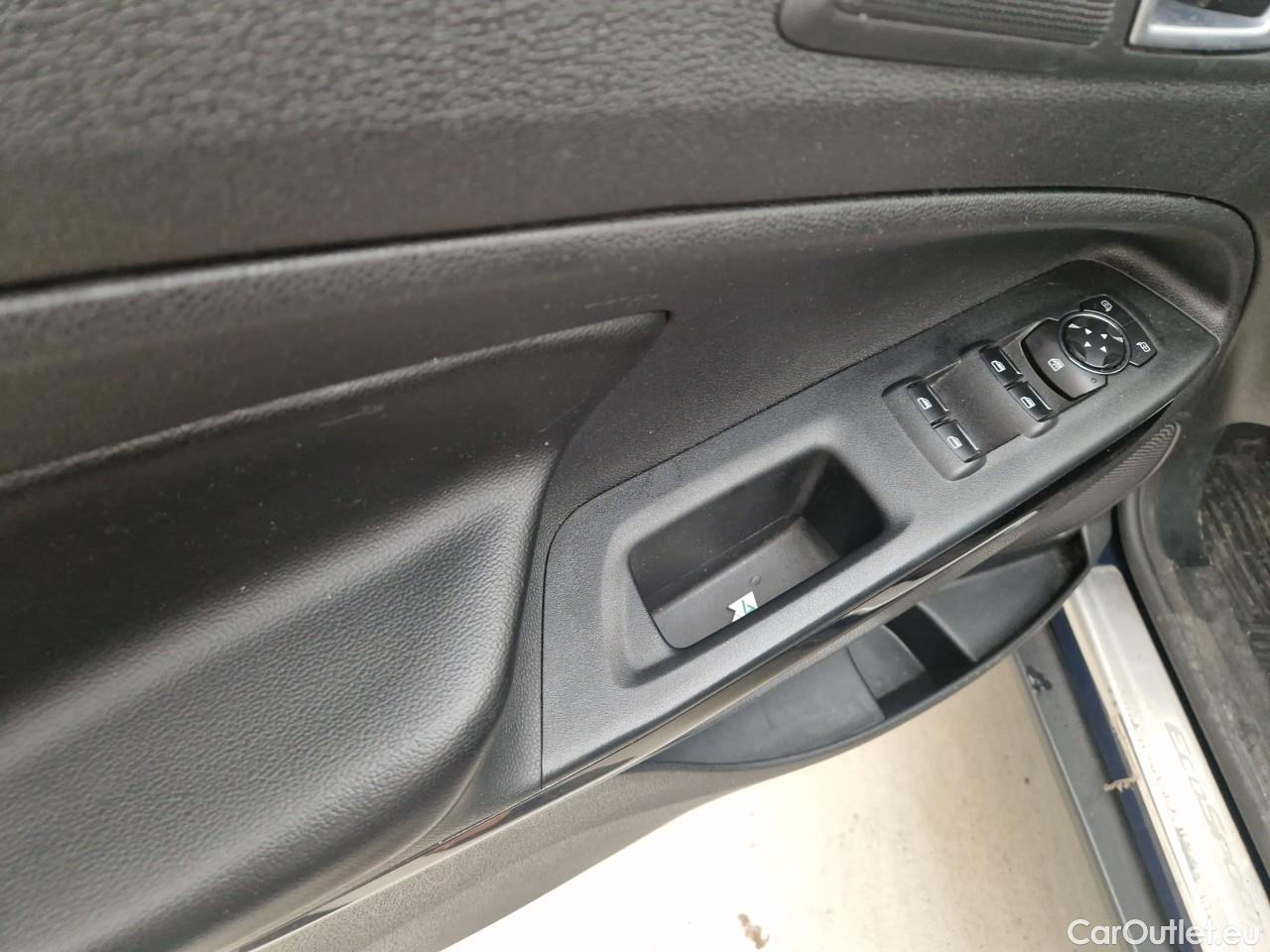  Ford   ECOSPORT 1.5 EcoBlue 95CP Titanium #52