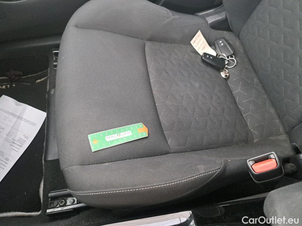  Toyota  Corolla TOYOTA  Touring Sports / 2018 / 5P / Break Hybride 122h Dynamic Business Stage Acad #55