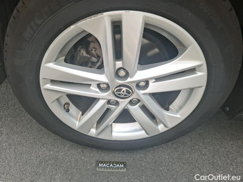  Toyota  Corolla TOYOTA  Touring Sports / 2018 / 5P / Break Hybride 122h Dynamic Business Stage Acad #15