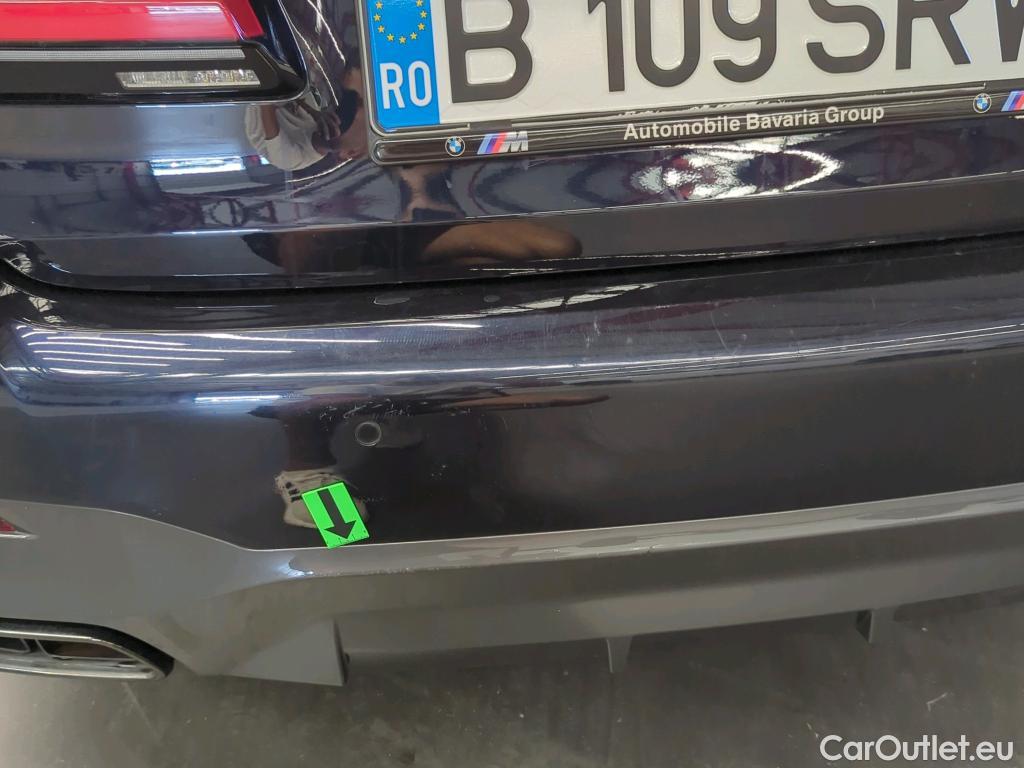  Bmw  Serie 5 4.4 M550i xDrive AT #3