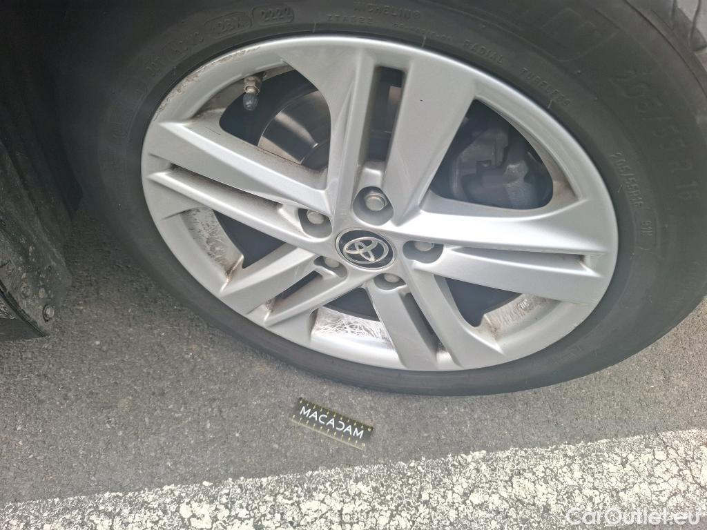  Toyota  Corolla TOYOTA  Touring Sports / 2018 / 5P / Break Hybride 122h Dynamic Business Stage Acad #19