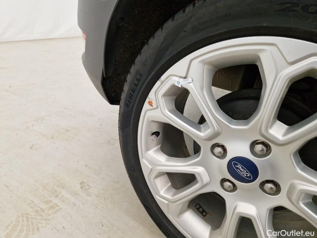  Ford   ECOSPORT 1.5 EcoBlue 95CP Titanium #29