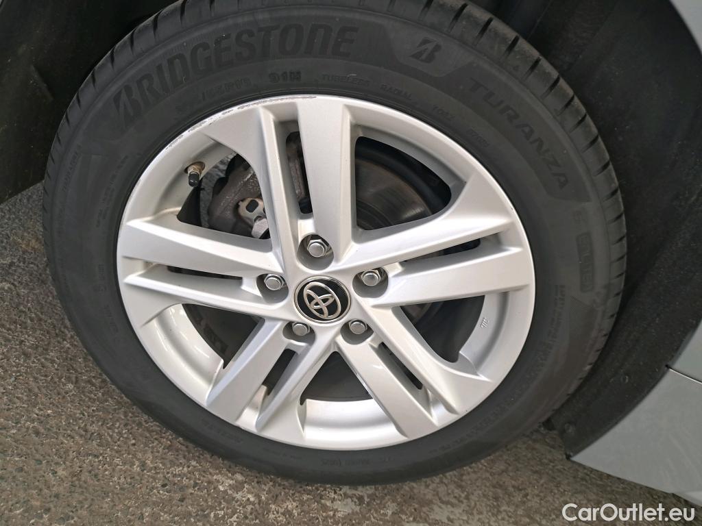  Toyota  Corolla TOYOTA  Touring Sports / 2018 / 5P / Break Hybride 122h Dynamic Business Stage Acad #29