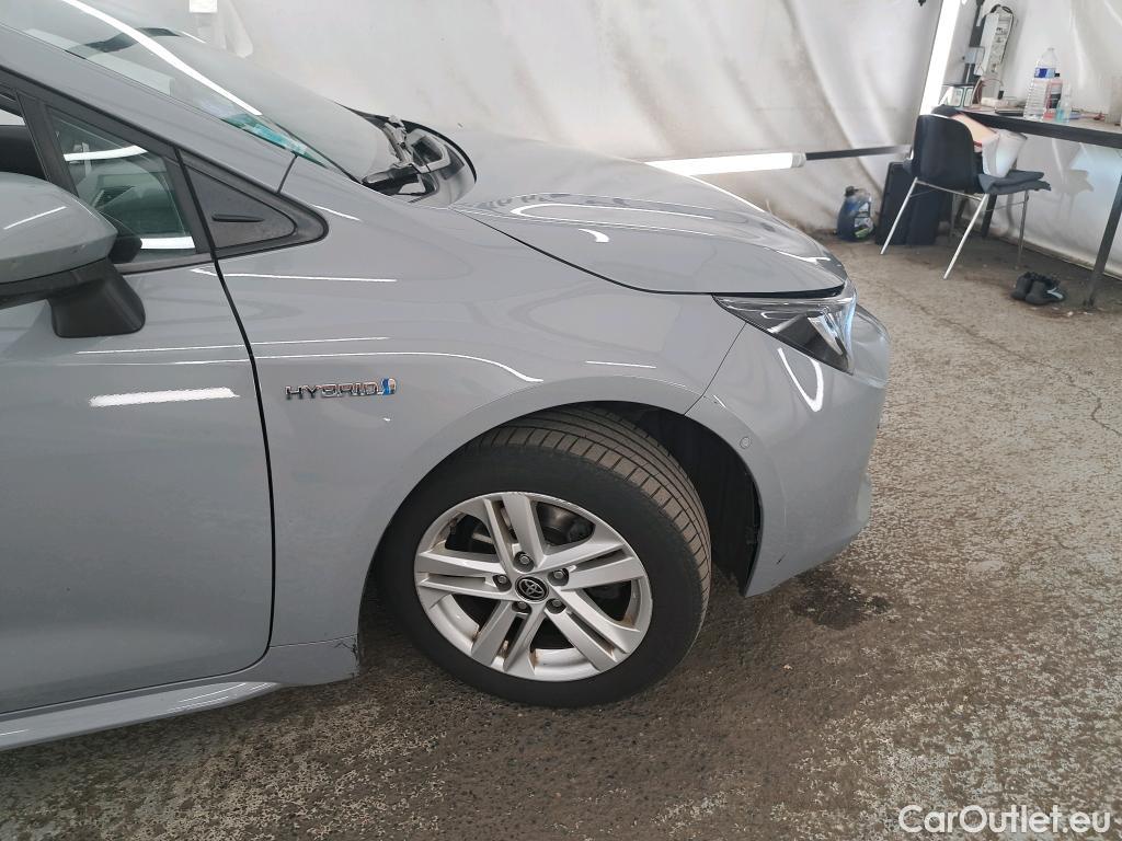  Toyota  Corolla TOYOTA  Touring Sports / 2018 / 5P / Break Hybride 122h Dynamic Business Stage Acad #39