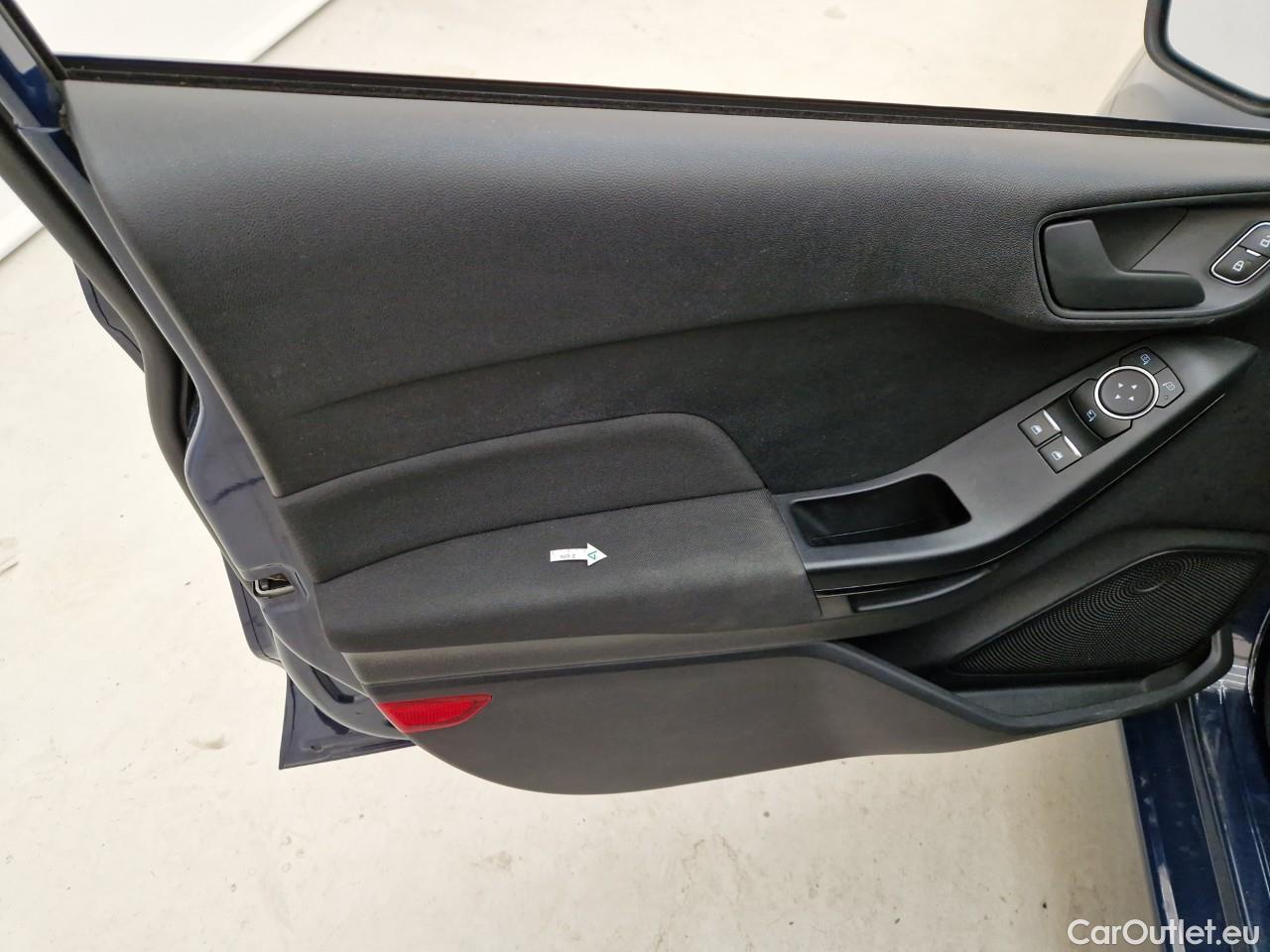  Ford  Fiesta 1.5 TDCi 85CP Trend Connected #38