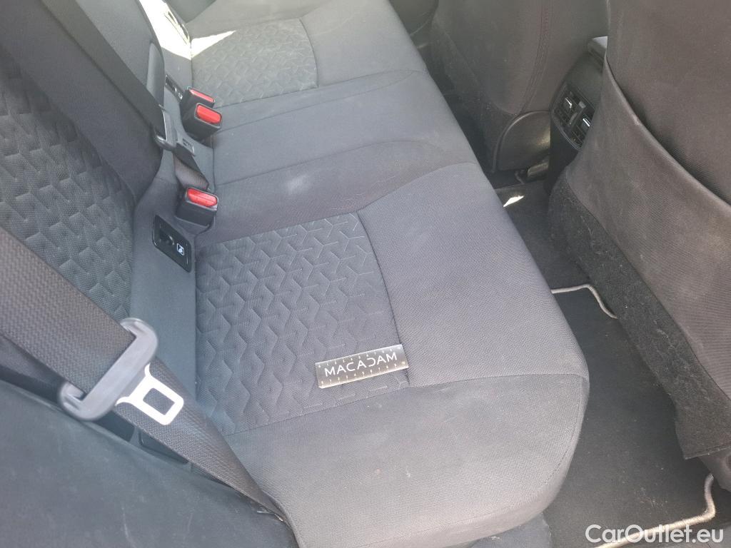  Toyota  Corolla TOYOTA  Touring Sports / 2018 / 5P / Break Hybride 122h Dynamic Business Stage Acad #25