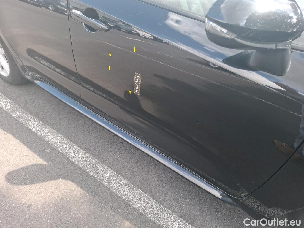  Toyota  Corolla TOYOTA  Touring Sports / 2018 / 5P / Break Hybride 122h Dynamic Business Stage Acad #33